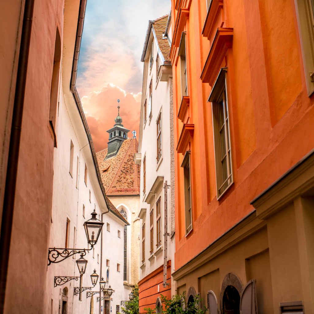Altstadt Graz: Wo Geschichte lebendig wird und mediterraner Zauber durch mittelalterliche Gassen weht